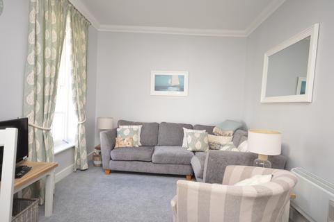 2 bedroom maisonette to rent, High Street, Lymington, Hampshire, SO41