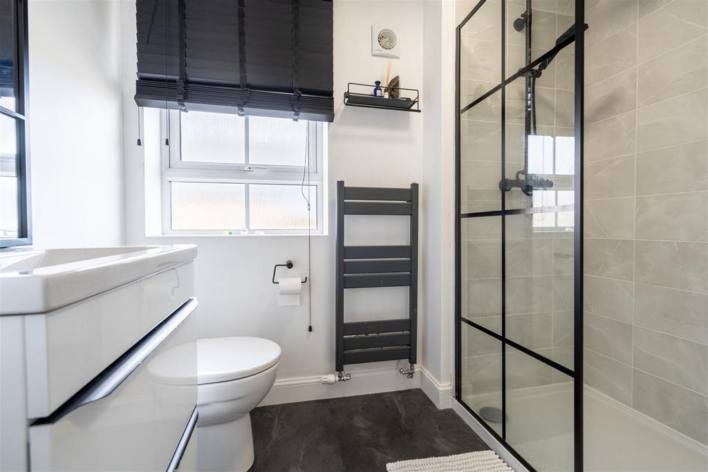 En - Suite