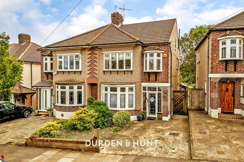 Aragon Drive, Hainault, IG6