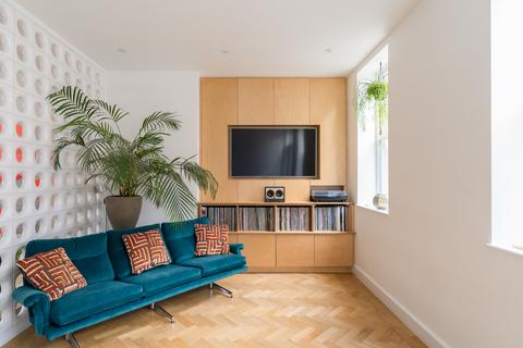 4 bedroom terraced house for sale, Harrow Road III, London W10