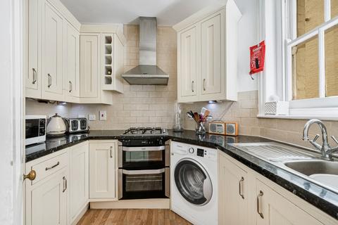 3 bedroom apartment for sale, Tennyson Mansions, Queen's Club Gardens, London, Greater London, W14