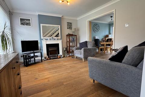3 bedroom end of terrace house for sale, Neath Drive, Ipswich IP2