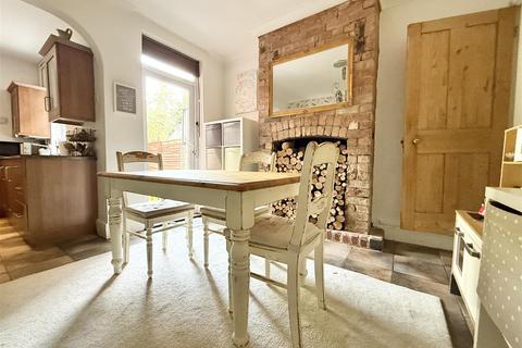 2 bedroom terraced house for sale, Bushloe End, Wigston LE18