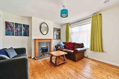 5 bedroom semi-detached house for sale, Vine Square, Eastbourne BN22