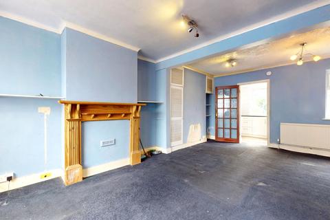 82 Hamilton Avenue, Cheam, Sutton, SM3 9RL