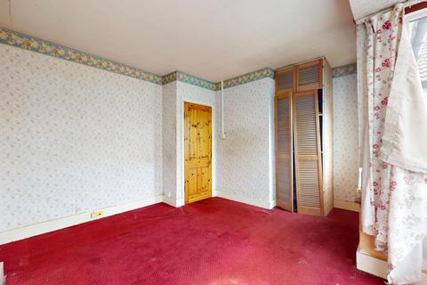 82 Hamilton Avenue, Cheam, Sutton, SM3 9RL
