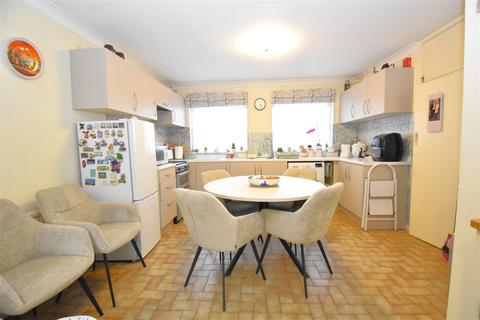 undefined, Nansen Avenue, Rochford