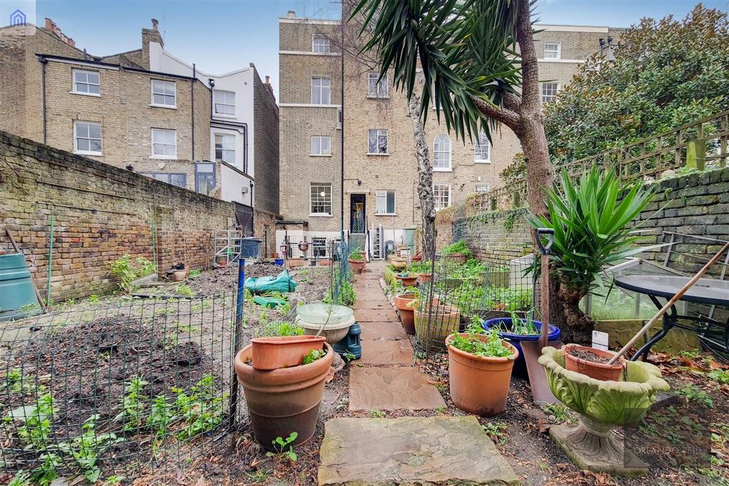9 Garden-0.jpg