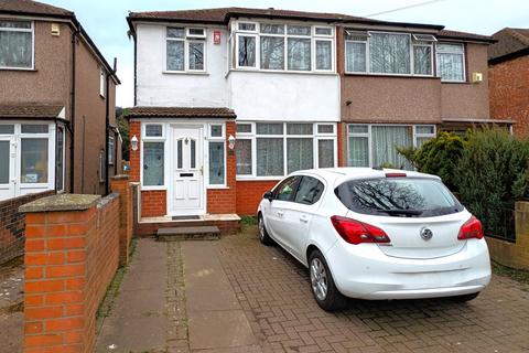 undefined, Fairholme Crescent, Hayes, Greater London, UB4