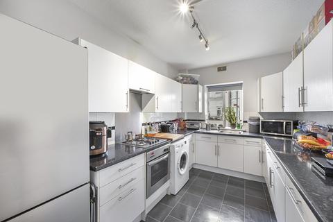 2 bedroom apartment for sale, Bushey Road, Raynes Park SW20