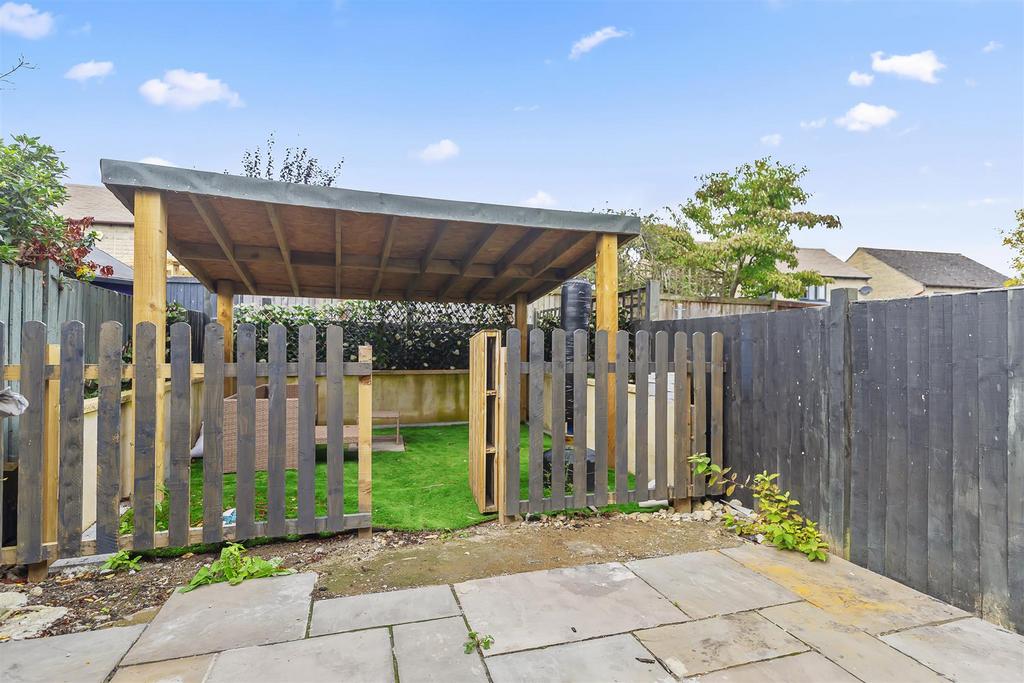 Covered Garden Area