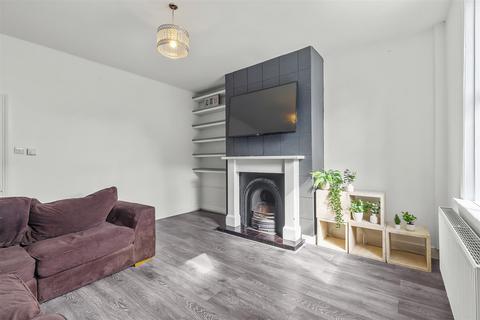 undefined, North Parade, Burley In Wharfedale LS29