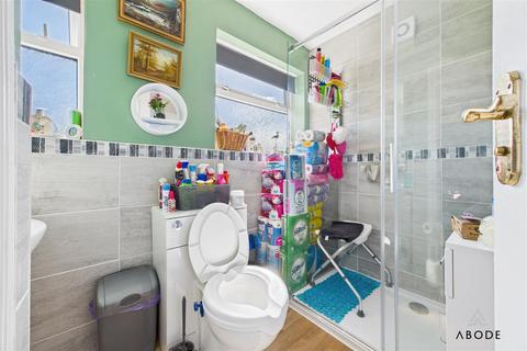31 Manor Road, Uttoxeter, ST14 7JL