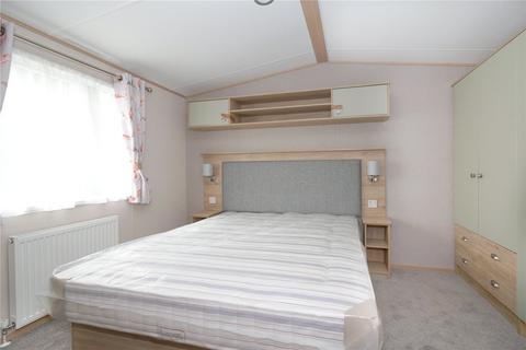 2 bedroom detached house for sale, Glen Road, Shipley BD17
