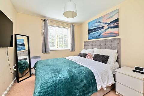 undefined, Woodside Court, Farnborough, GU14
