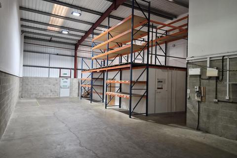 Warehouse to rent, 33 Chapman Way, High Brooms Industrial Estate Way Tunbridge Wells TN2 3EF