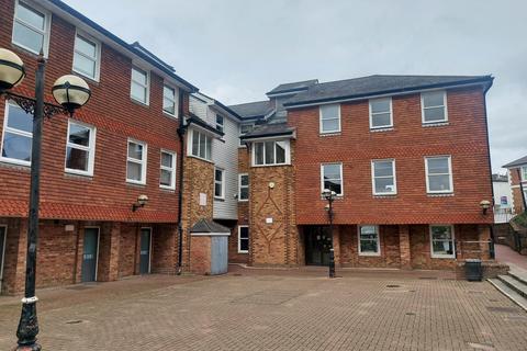 Office to rent, Coach And Horses Passage Tunbridge Wells TN2 5NP