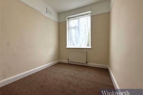 2 bedroom apartment to rent, Ivy Close, Harrow, HA2