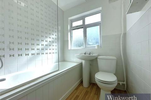 2 bedroom apartment to rent, Ivy Close, Harrow, HA2