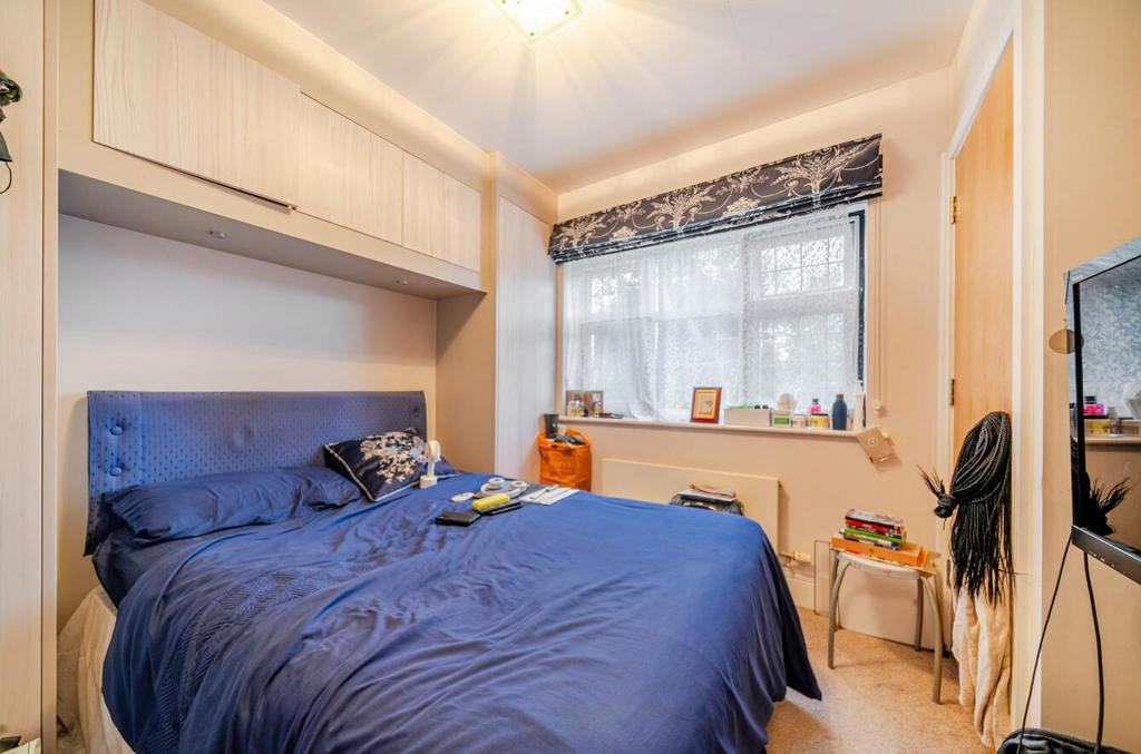 Davidson Frost-Wellings, DFW, Fauna Close, Bedroom