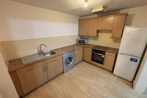 3 bedroom apartment to rent, The Portland, Whiteoak Road, Fallowfield
