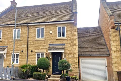 3 bedroom semi-detached house for sale, Epping Road, Corby NN18