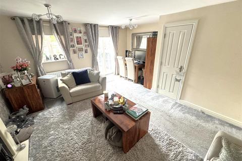3 bedroom semi-detached house for sale, Epping Road, Corby NN18