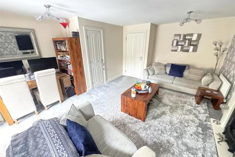 3 bedroom semi-detached house for sale, Epping Road, Corby NN18