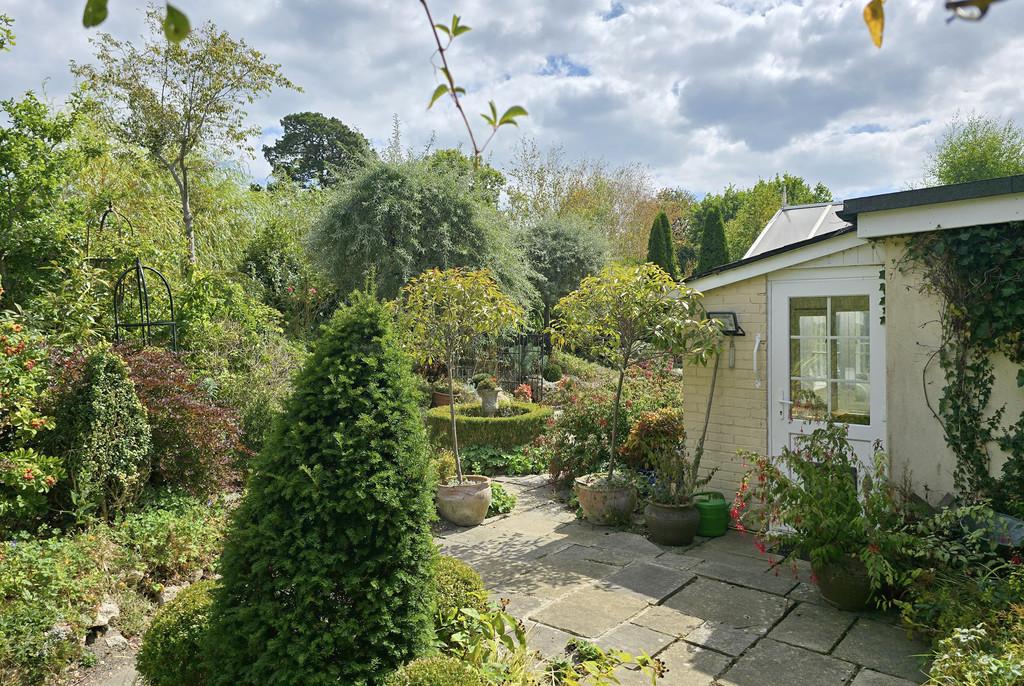 OTC Garden 8
