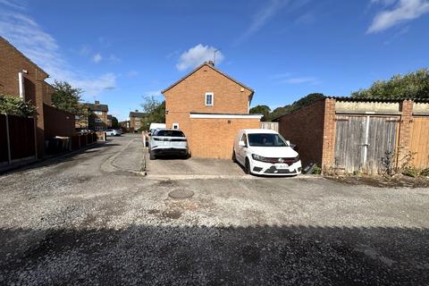 3 bedroom townhouse for sale, Drancy Avenue, Willenhall