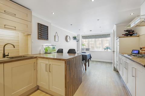 3 bedroom end of terrace house for sale, Hamilton Drive, Newton Abbot, TQ12 2TL