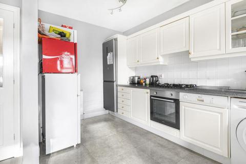 undefined, Kempton Avenue, Sunbury-on-Thames, TW16