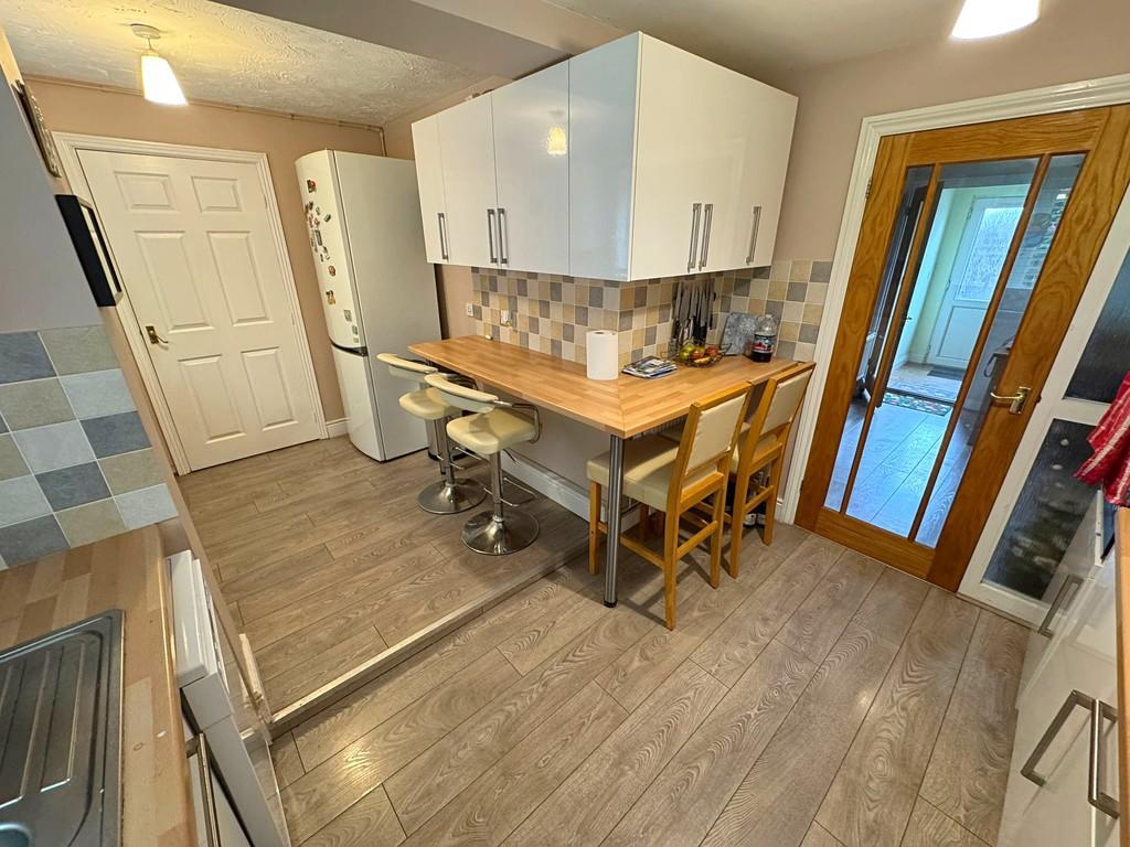 Kitchen (1)