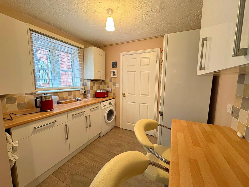 Kitchen (3)