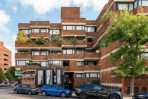 3 bedroom flat for sale, Tachbrook Street, London SW1V