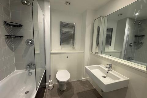 1 bedroom flat to rent, New Providence Wharf, London E14