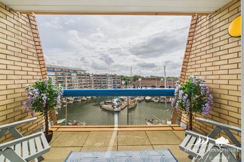 1 bedroom apartment for sale, Oyster Quay, Port Solent PO6