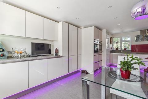undefined, Pinner Hill Road, Pinner, HA5