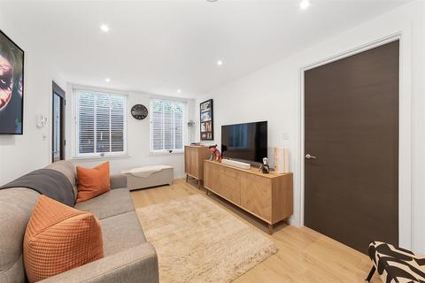 Flat 5, Decimal Court, 10 Whytecliffe Road South, Purley, CR8 2AU