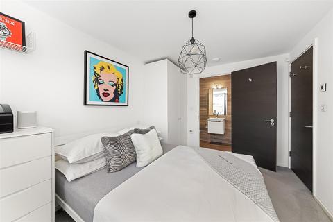 Flat 5, Decimal Court, 10 Whytecliffe Road South, Purley, CR8 2AU