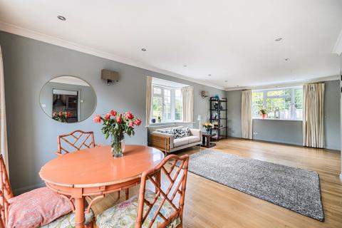 3 bedroom end of terrace house for sale, St. James Close, Reading RG8