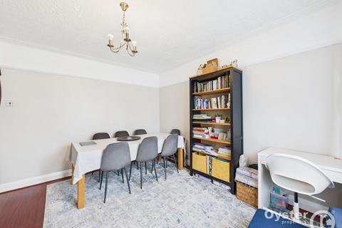 undefined, Chestnut Drive, Pinner, HA5