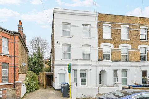 2 bedroom flat for sale, Essex Road, Acton, London, W3