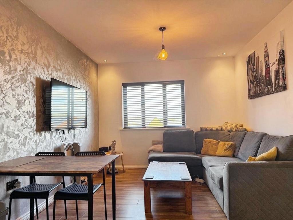 1fcafa3b--4 D05-8 FD2-C23 CF67 C02 BD-13982-000004618 FA