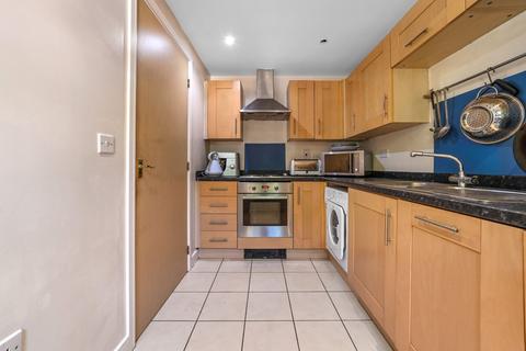 2 bedroom ground floor flat for sale, Rose Allen Avenue, Colchester CO2