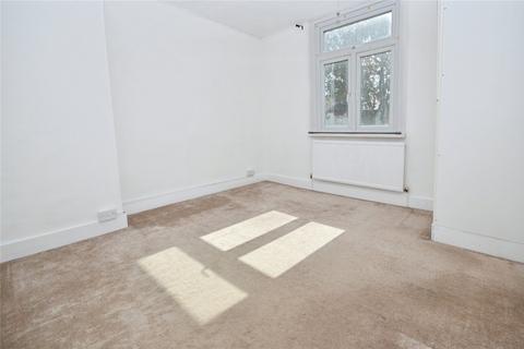 3 bedroom semi-detached house to rent, Maswell Park Road, Hounslow TW3