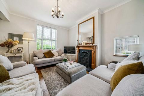 undefined, Hanworth Road, Hampton TW12