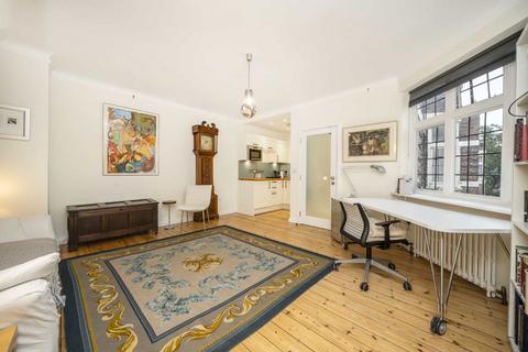 Studio for sale, Judd Street, London WC1H
