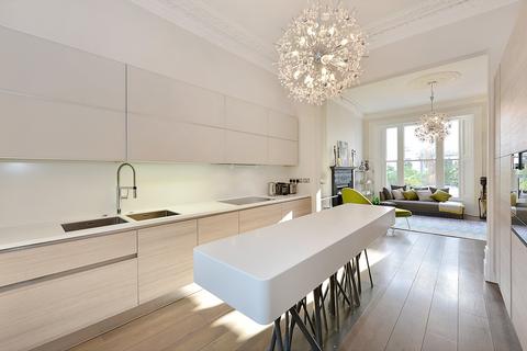 5 bedroom house to rent, Kensington Gate, London, W8