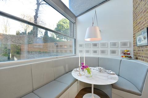 5 bedroom house to rent, Kensington Gate, London, W8
